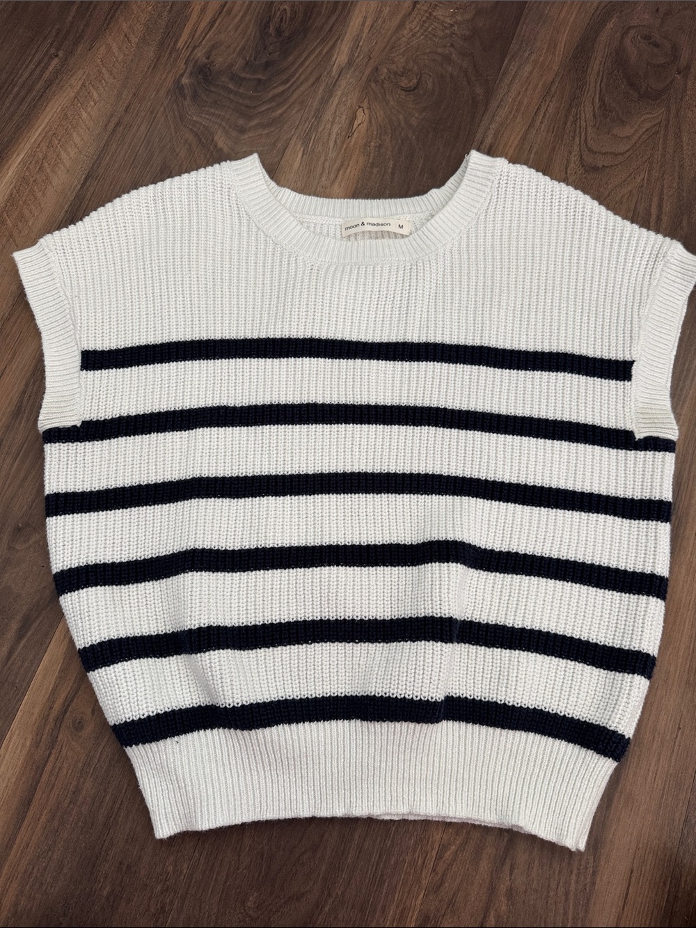 Moon & Madison Striped Sleeveless Knit Sweater Vest - White with Navy Stripes